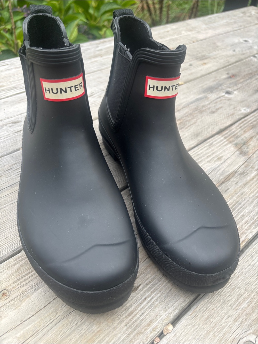 Hunter Black Chelsea Rain Ankle Boots with Red-Trim Logo